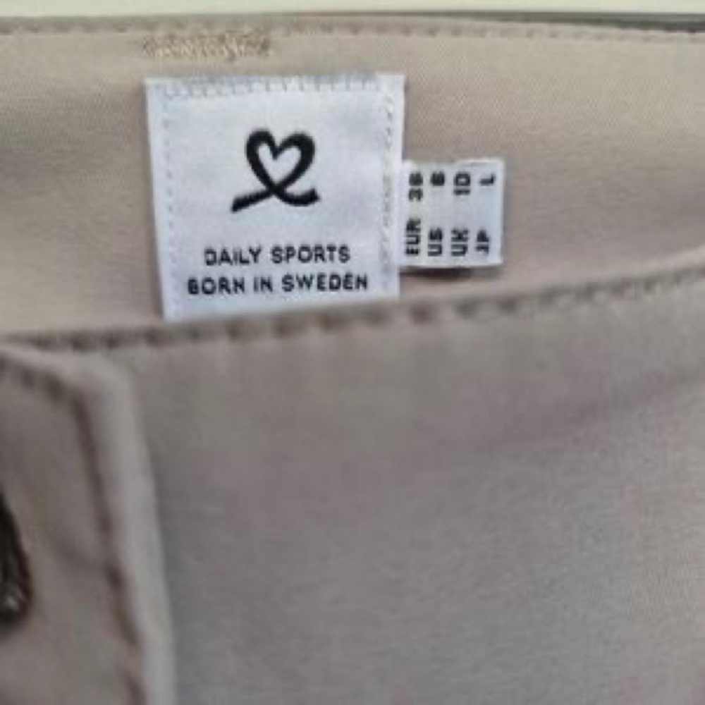 Lilly Pulitzer Beige Straight-Leg Pants - Picture 6 of 8